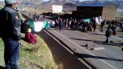 Pobladores protestan por incremento de tarifa del agua potable