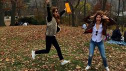 Stephanie Cayo celebró así tras comprometerse con Chad Campbell