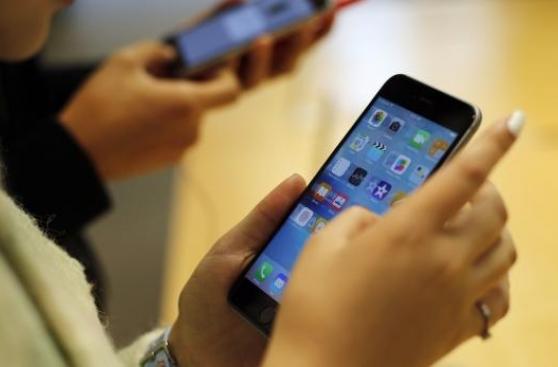Demandan a Apple por consumo excesivo de datos del iPhone 5