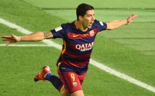 Luis Suárez marcó de cabeza el tercer gol para FC Barcelona
