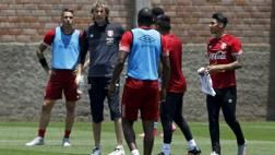 Ricardo Gareca contó dificultades de Paolo Guerrero en Brasil