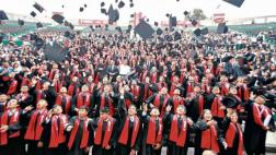 Pronabec prevé cerrar el quinquenio con 90 mil becas