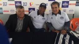 Jorge Luis Pinto: "Sí volvería a dirigir en el Perú"