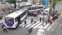 Magdalena: doce heridos por triple choque en Av. Brasil
