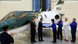 Honda entregó la primera unidad del HondaJet