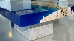 Conoce la mesa La Table y lleva una laguna a tu casa
