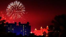Pese a incendio en hotel de lujo, Dubái celebra Año Nuevo 2016