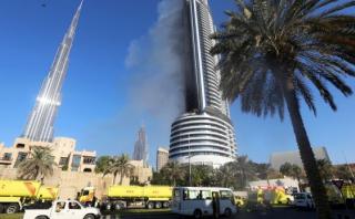 Dubái investiga las causas del incendio en hotel de lujo