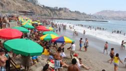 Barranco multará con casi S/ 2 mil por arrojar basura a playas
