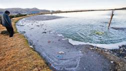 Dan luz verde a millonario plan para proteger el lago Titicaca