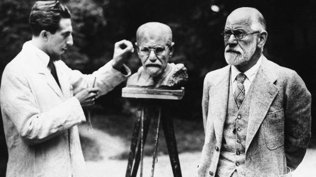 Sigmund Freud: Moderno, contradictorio, desconcertante