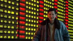 Bolsas chinas inician la semana con un nuevo desplome