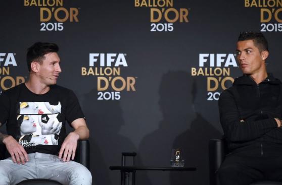 Cristiano Ronaldo y Lionel Messi cruzaron miradas en la previa