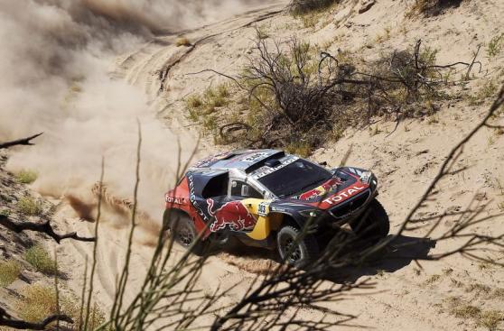 Dakar 2016: Carlos Sainz toma el liderato en Autos