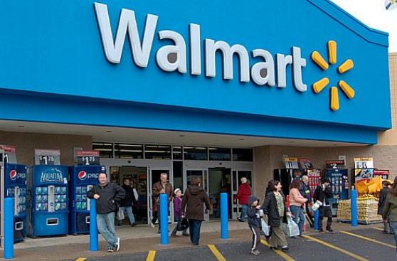 Demandan a Wal-Mart por no ayudar a empleadas embarazadas