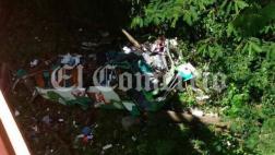 Junín: a 16 sube número de muertos por caída de bus a abismo