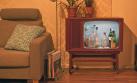 Convierte un antiguo televisor en un bar con este tutorial