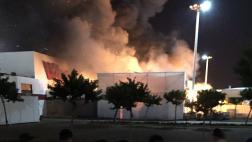 Incendio consumió supermercado en el Boulevard de Asia
