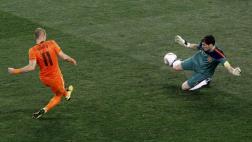 Arjen Robben y el día que Casillas le impidió ganar el Mundial