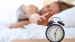 Cinco tips para despertarte temprano sin perder tu sueño