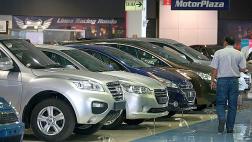 Créditos vehiculares cayeron más de 11% y morosidad se elevó