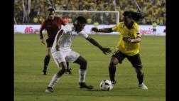 Barcelona con Ronaldinho venció 4-3 a la San Martín
