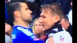 Chelsea: Diego Costa ahorcó a rival y no recibió ni amarilla