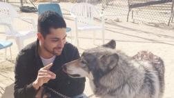Demi Lovato da curioso regalo de cumpleaños a Wilmer Valderrama