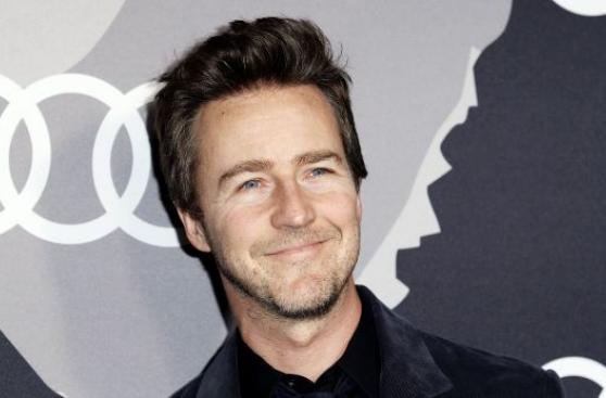 Edward Norton llegó a Bolivia y se reunirá con Evo Morales
