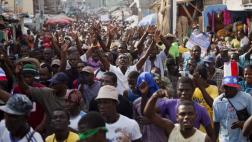 Haití: Opositores celebran en las calles la salida de Martelly