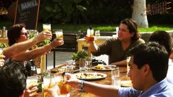 Anticucho Con Corazón: Opinión de la familia de los cocineros