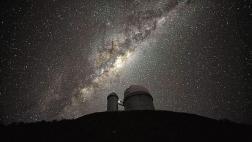 Hallan cientos de galaxias escondidas detras de la Vía Láctea