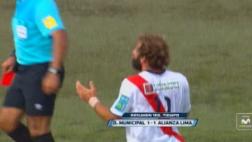 Alianza Lima: Gonzales-Vigil fue expulsado por brutal plancha