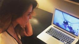 La foto de Kate del Castillo viendo narcocorrido de El Chapo