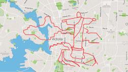 Artista convierte sus paseos en bicicleta en obras de arte