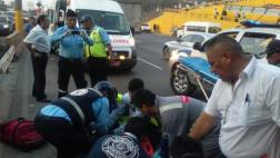 Surco: mujer grave tras saltar semidesnuda de puente Benavides