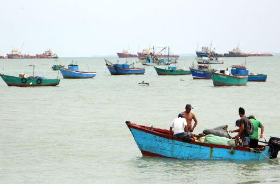 Piura: sanciones contra pesca de arrastre genera enfrentamiento