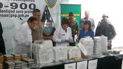 PNP presentó a tres narcos que cayeron con 342 kg. de cocaína