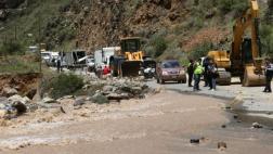 Carretera Central: cientos quedaron varados por nuevo desborde