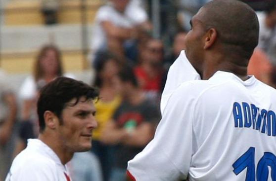 La llamada que acabó con carrera de Adriano contada por Zanetti