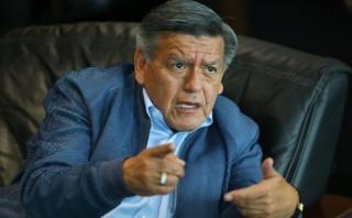César Acuña apelará la resolución que lo excluye del proceso