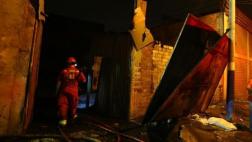 Chosica: incendio consumió un depósito de material de reciclaje