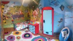 Un dormitorio de fantasía para incentivar a una niña a leer