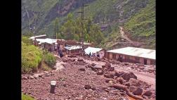 Pasco: huaico afecta al menos 20 viviendas y 2 puentes