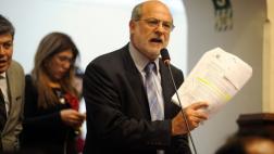 Daniel Abugattás: "Nos han tratado como si fuésemos basura"