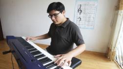 Diego Leonardo, el pianista con autismo que sueña con Iguazú