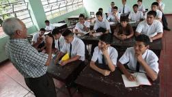 Colegios especiales tendrán especialistas en lenguaje de señas