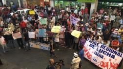 Manifestantes protestaron contra Keiko Fujimori en Tacna