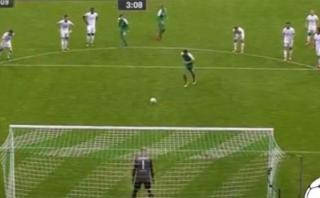 Claudio Pizarro y el gol histórico que marcó con Werder Bremen
