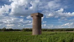 Te sorprenderá lo que esconde este faro en Rusia